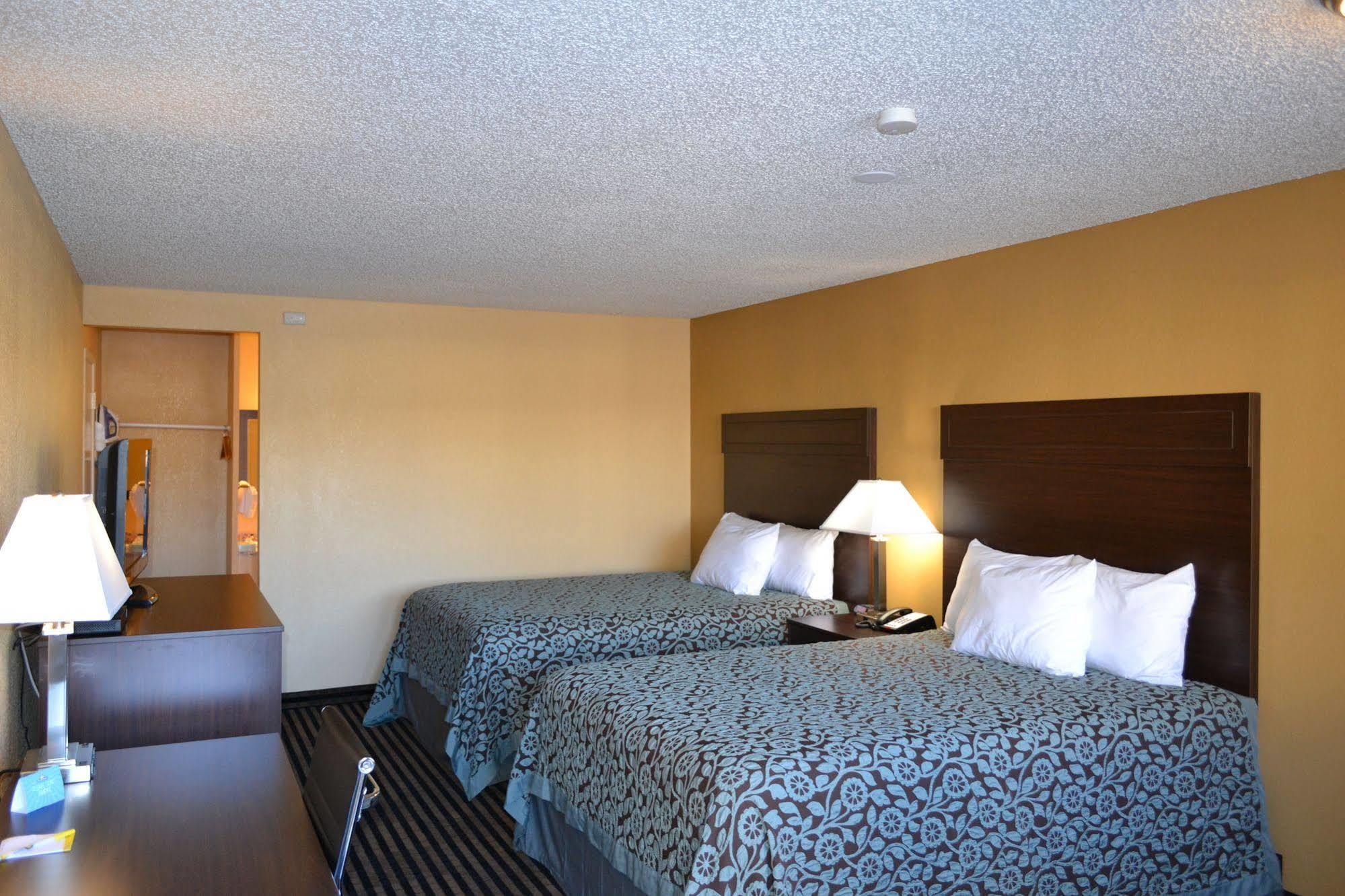 Days Inn Spokane Exterior foto